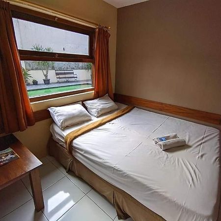 Guest House Teras Solo Syariah Екстер'єр фото