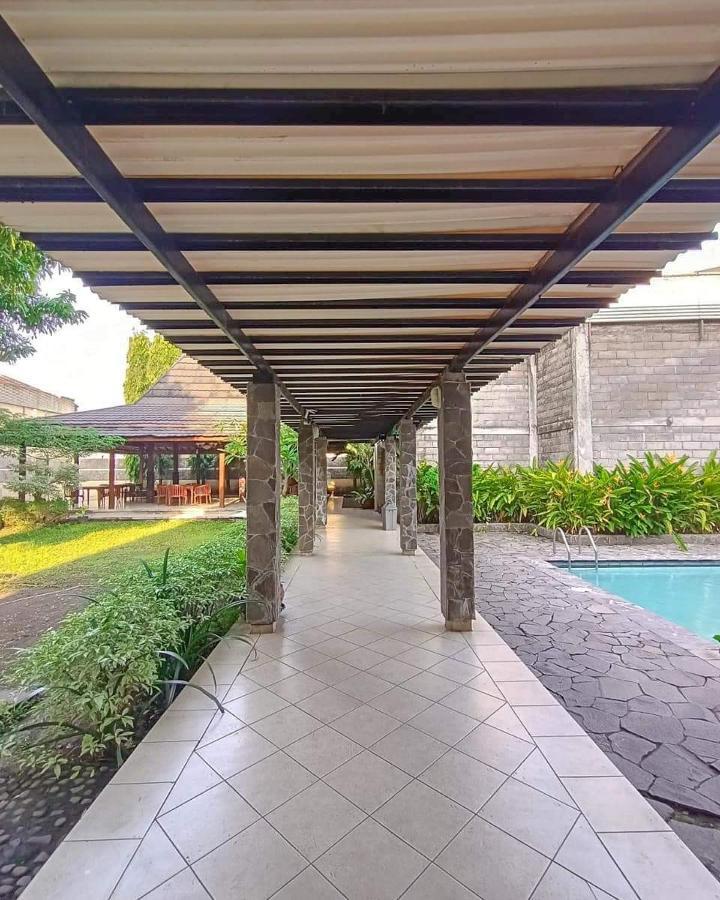 Guest House Teras Solo Syariah Екстер'єр фото